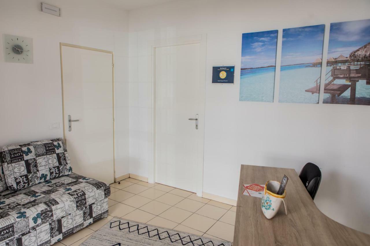 Veda Elegant Rooms Fiumefreddo di Sicilia Bagian luar foto