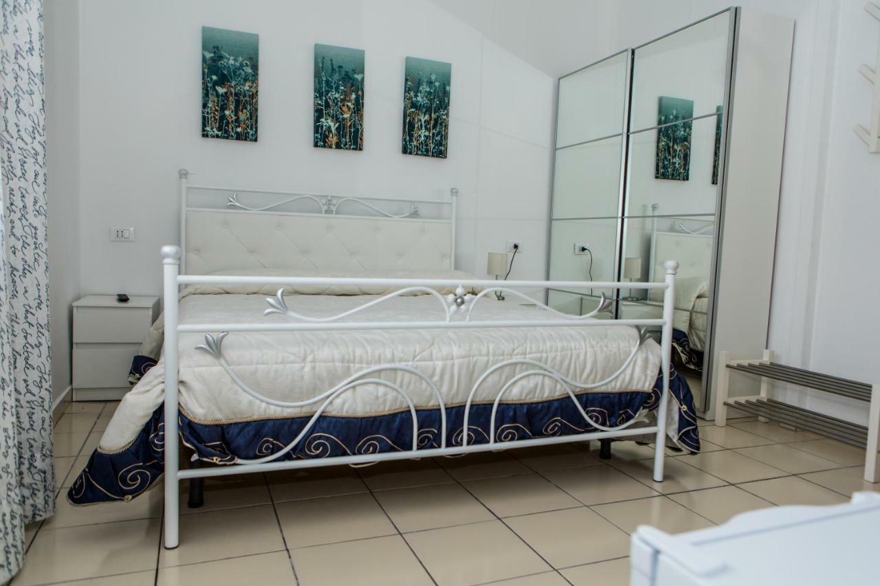 Veda Elegant Rooms Fiumefreddo di Sicilia Bagian luar foto
